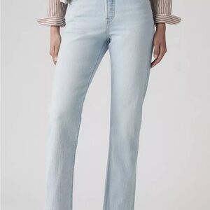 Levi's Women's Light Blue Straight Leg Jeans